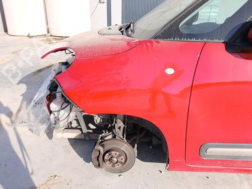 left-front-fenders-fiat-500l-351_-352_-2012-36664817 main image