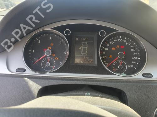 Used Instrument cluster VW PASSAT B7 (A32, A33) [2011-2020]  18199931