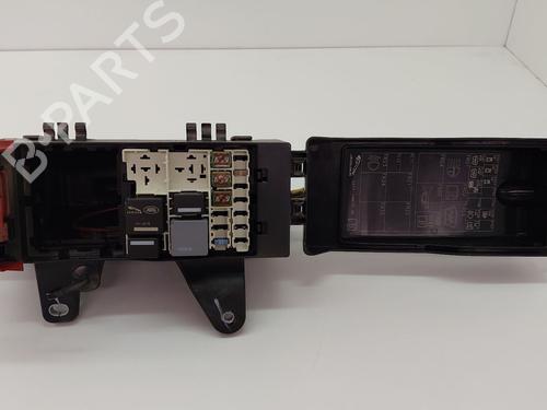 Used Fuse box JAGUAR XE (X760) 2.0 D (180 hp) 29754161