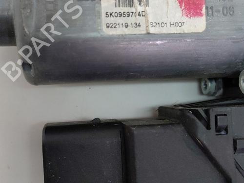 Right rear window motor VW GOLF VI (5K1) 1.6 TDI | BP29994425E22