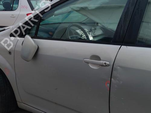 Used Left front door TOYOTA COROLLA Verso (ZER_, ZZE12_, R1_) 2.2 D-4D (AUR10_, AUR10R) (136 hp) 31645130