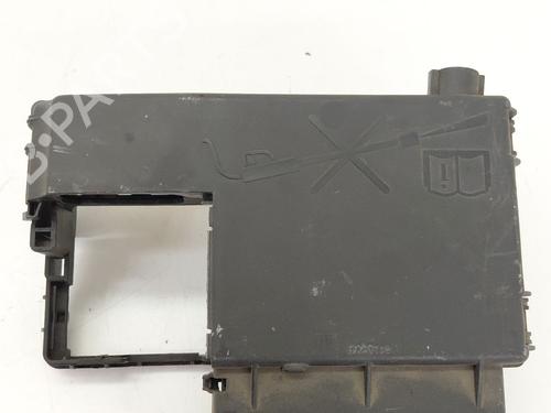 Used Fuse box Fuse box OPEL INSIGNIA A (G09) 2.0 CDTI (68) (131 hp) 33216583 33216583