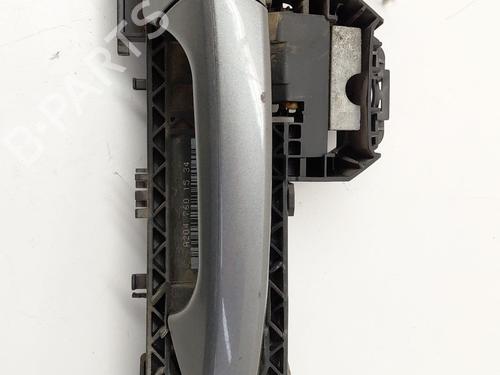 front-left-exterior-door-handle-mercedes-benz-cla-coupe-c117-2013-2014-2015-2016-2017-2018-2019-31189773 main image