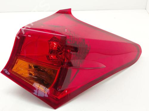 Used Right taillight TOYOTA AURIS (_E18_) 2.0 D-4D (ADE186_, ADE186R) (124 hp) 32121897