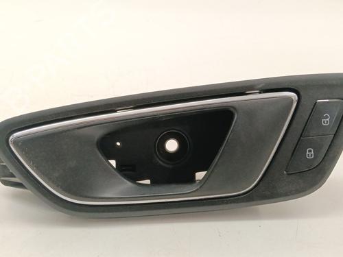 Used Front left interior door handle Front left interior door handle 37491506 37491506