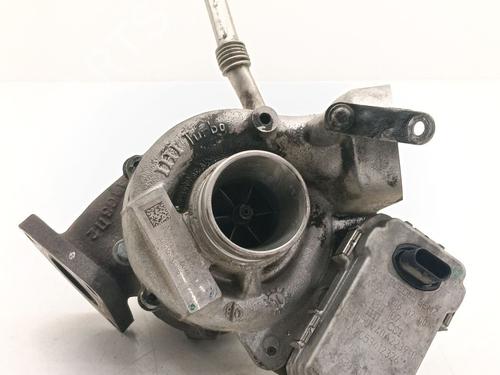 Turbolader/Kompressor Turbolader/Kompressor MERCEDES-BENZ C-CLASS (W204) C 200 CDI (204.001) (136 hp) 36986956 36986956