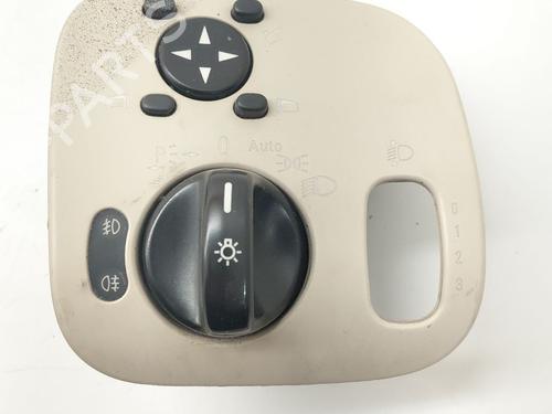 Used Switch MERCEDES-BENZ CLK (C209) CLK 270 CDI (209.316) (170 hp) 31622345