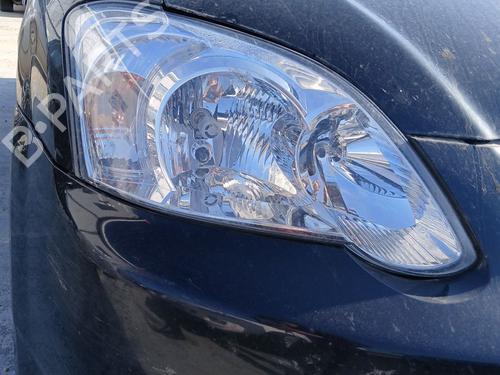 Used Right headlight Right headlight TOYOTA COROLLA (_E12_) 2.0 D-4D (CDE120R, CDE120L_) (110 hp) 33538217 33538217