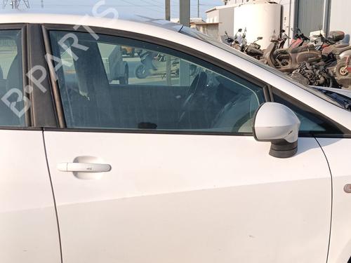 Used Right front door Right front door 38509544 38509544