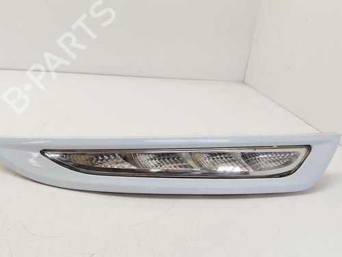 Blinker vorne rechts für FORD KUGA I 2.0 TDCi (140 hp) 31246904