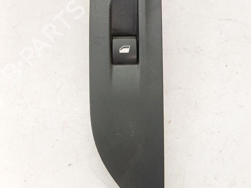 Used Right front window switch Right front window switch 38728470 38728470