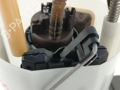 Fuel pump SEAT IBIZA IV (6J5, 6P1) 1.2 TSI | BP32208839M76