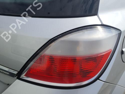 Højre baglygte OPEL ASTRA H (A04) 1.6 (L48) (105 hp) 24295568