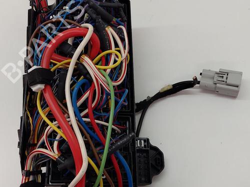 Fuse box JAGUAR XE (X760) 2.0 D | BP29754168E1 