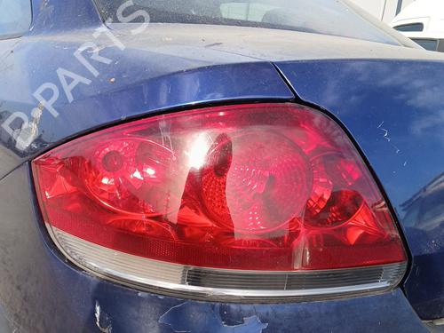 left-taillight-fiat-linea-323_-110_-2006-36016741 main image