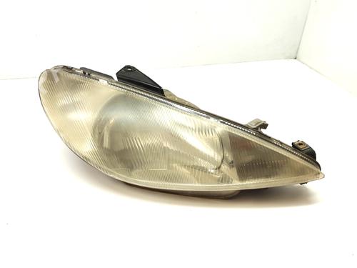 Used Right headlight PEUGEOT 206 Hatchback (2A/C) 1.4 HDi eco 70 (68 hp) 17872301