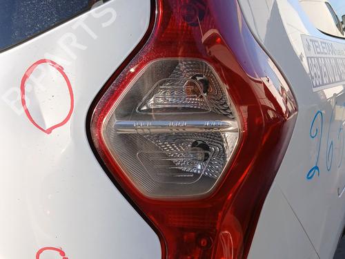 right-taillight-dacia-lodgy-js_-2012-34059146 main image