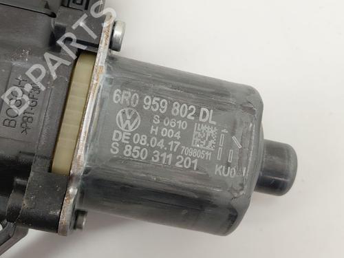 Right front window motor VW POLO V (6R1, 6C1) 1.4 TDI | BP30885756E20