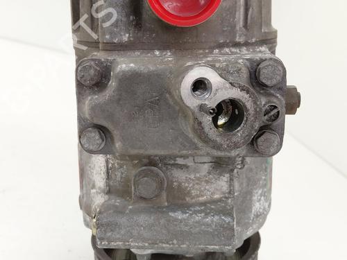 Used AC compressor VW GOLF V (1K1) 1.9 TDI (105 hp) 32451684
