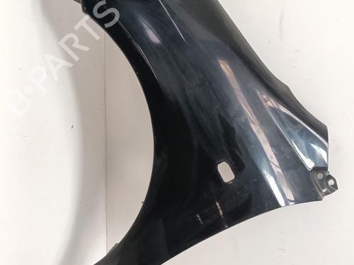 Forkjerm venstre TOYOTA COROLLA (_E12_) 2.0 D-4D (CDE120R, CDE120L_) (110 hp) 31131377