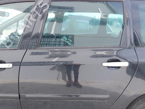 Used Left rear door Left rear door 33049701 33049701