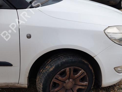 Used Right front fenders SKODA FABIA II (542) 1.2 (60 hp) 31650894