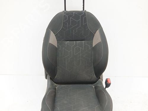 Used Right front seat Right front seat PEUGEOT 2008 I (CU_) 1.2 VTi (82 hp) 38952329 38952329
