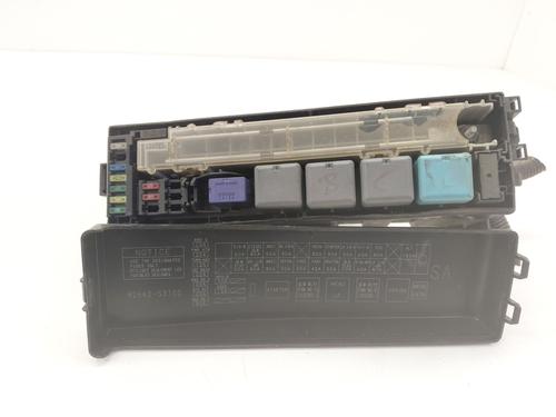 Used Fuse box Fuse box LEXUS IS II (_E2_) 220d (ALE20) (177 hp) 33434266 33434266