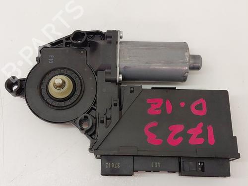 Used Left front window motor AUDI A4 B7 (8EC) 2.0 TDI (170 hp) 28380625