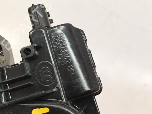 Tailgate lock RENAULT CLIO IV Grandtour (KH_)  | BP20126622C101 