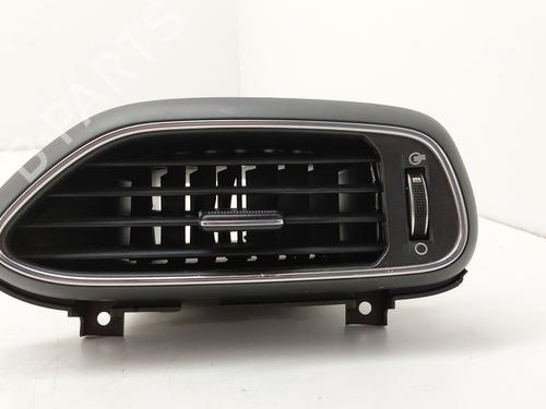 Used Air vent HYUNDAI i30 (PDE, PD, PDEN) 1.4 MPI (100 hp) 31941105