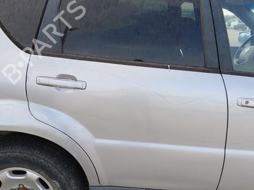 Używane Drzwi tylne prawe SSANGYONG REXTON / REXTON II (GAB_) 2.7 Xdi (165 hp) 26931921