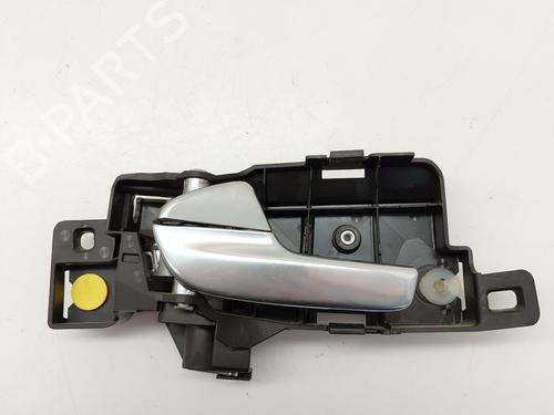 Venstre fortil invendig håndtag FORD MONDEO IV (BA7) 1.8 TDCi (125 hp) 33182134