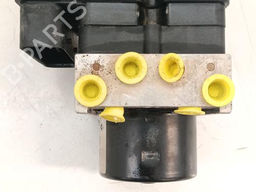 Used ABS pump ABS pump RENAULT TWINGO II (CN0_) 1.2 16V (CN0K, CN0V, CN0A) (76 hp) 34059197 34059197