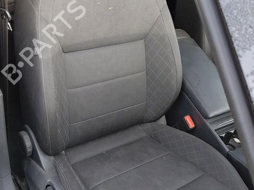 Asiento delantero derecho SKODA SUPERB III (3V3) 2.0 TDI (150 hp) 29926437