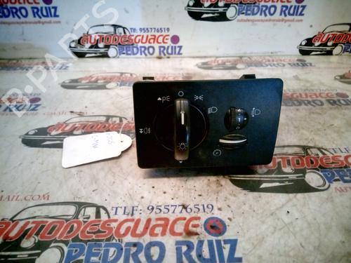 Used Headlight switch FORD FOCUS C-MAX (DM2) [2003-2007]  15972992