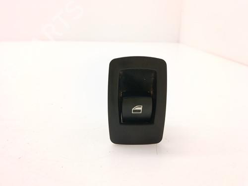 Raamschakelaar rechts voor Raamschakelaar rechts voor BMW X3 (E83) 2.0 sd (177 hp) 34404772 34404772