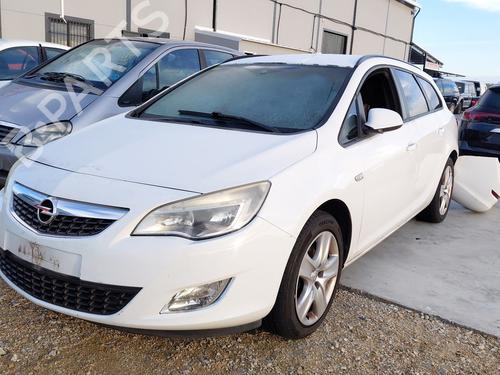 Brugte OPEL ASTRA J Sports Tourer (P10) 1.7 CDTI (35) (110 hp) 4318337