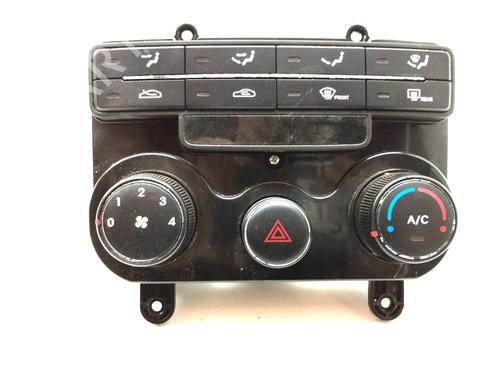 Used Climate control HYUNDAI i30 (FD) 1.4 (109 hp) 15973750