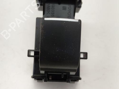 BP32137981I28 main image