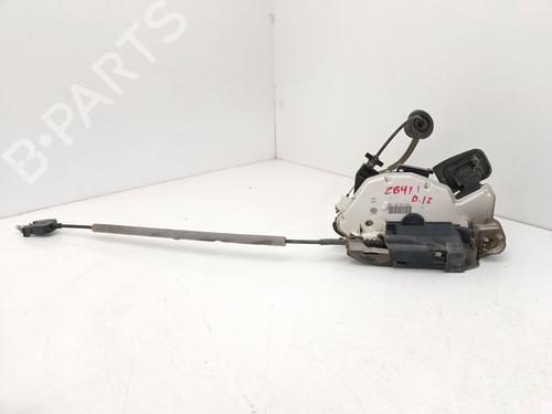 Używane Zamek drzwi przednich lewych Zamek drzwi przednich lewych SEAT LEON (5F1) 1.6 TDI (105 hp) 37536921 37536921