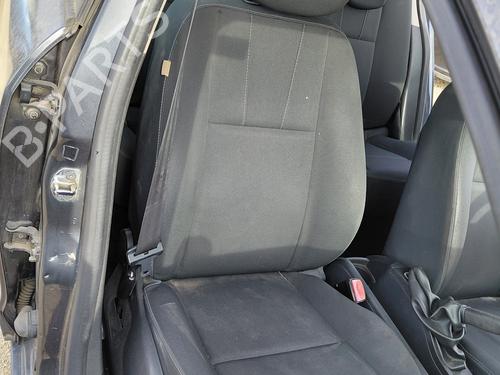 Used Right front seat RENAULT MEGANE III Hatchback (BZ0/1_, B3_) 1.5 dCi (86 hp) 26712141
