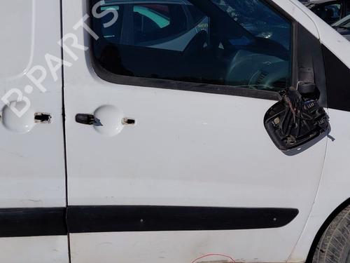 Used Right front door FIAT SCUDO Van (270_, 272_) 1.6 D Multijet (90 hp) 30642468