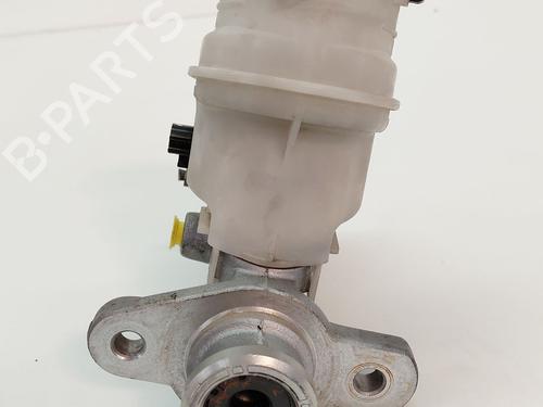 Brake master cylinder ISUZU D-MAX I (TFR, TFS) 2.5 DiTD 4x4 (TFS86_) | BP30104700M77