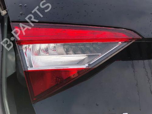 Feu de coffre gauche SKODA SUPERB III (3V3) 2.0 TDI (150 hp) 29924332