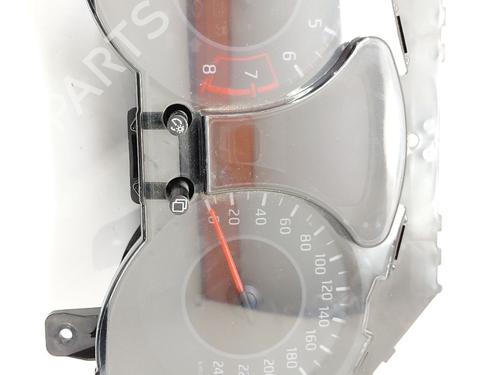 Used Instrument cluster NISSAN JUKE (F15) 1.2 DIG-T (115 hp) 31814453