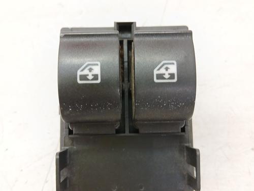 Used Left front window switch Left front window switch 38858497 38858497