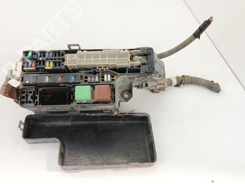 Used Fuse box Fuse box 38858479 38858479