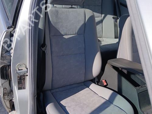 Used Right front seat Right front seat MERCEDES-BENZ C-CLASS (W202) C 200 CDI (202.134) (102 hp) 33540448 33540448