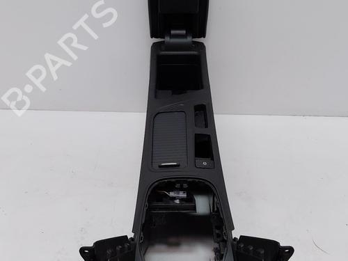 Accoudoir central RENAULT MEGANE IV Grandtour (K9A/M/N_) E-TECH 160 (K9NH) | BP30642488I20